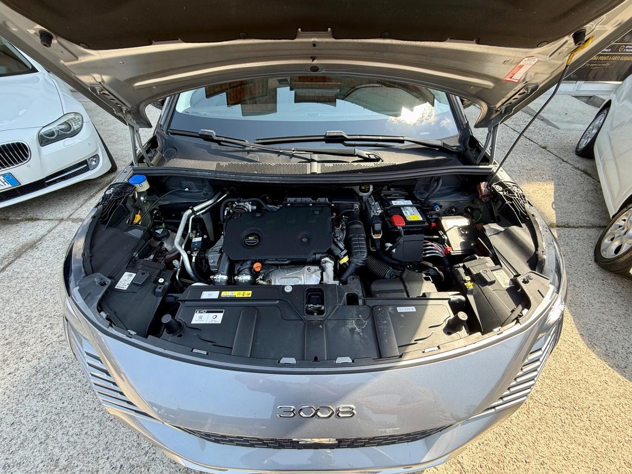 Peugeot 3008 BlueHDi 130 S&S EAT8 Allure