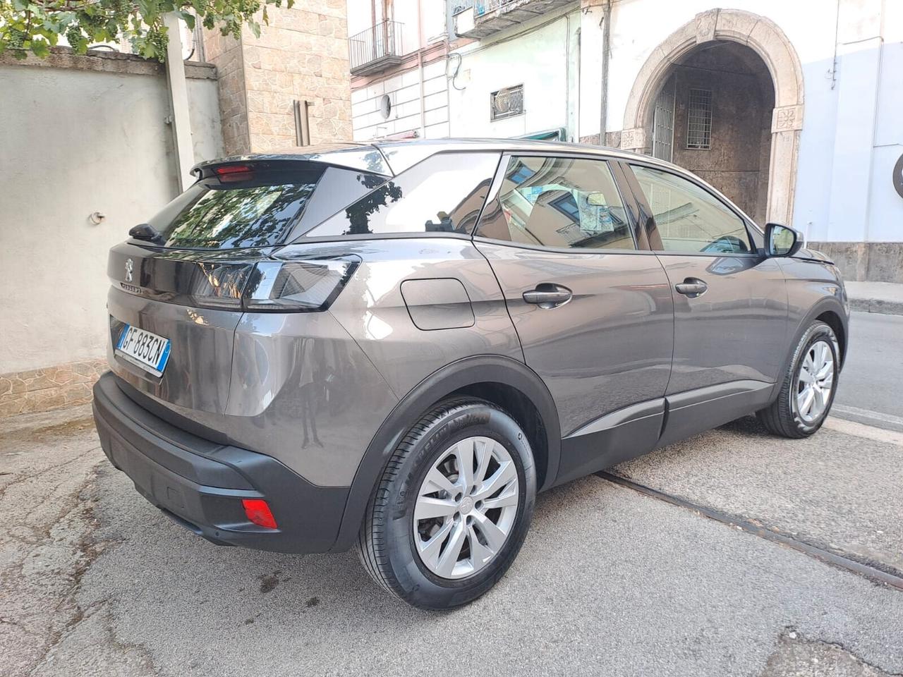 Peugeot 3008 HDi 130 cv tagliandata