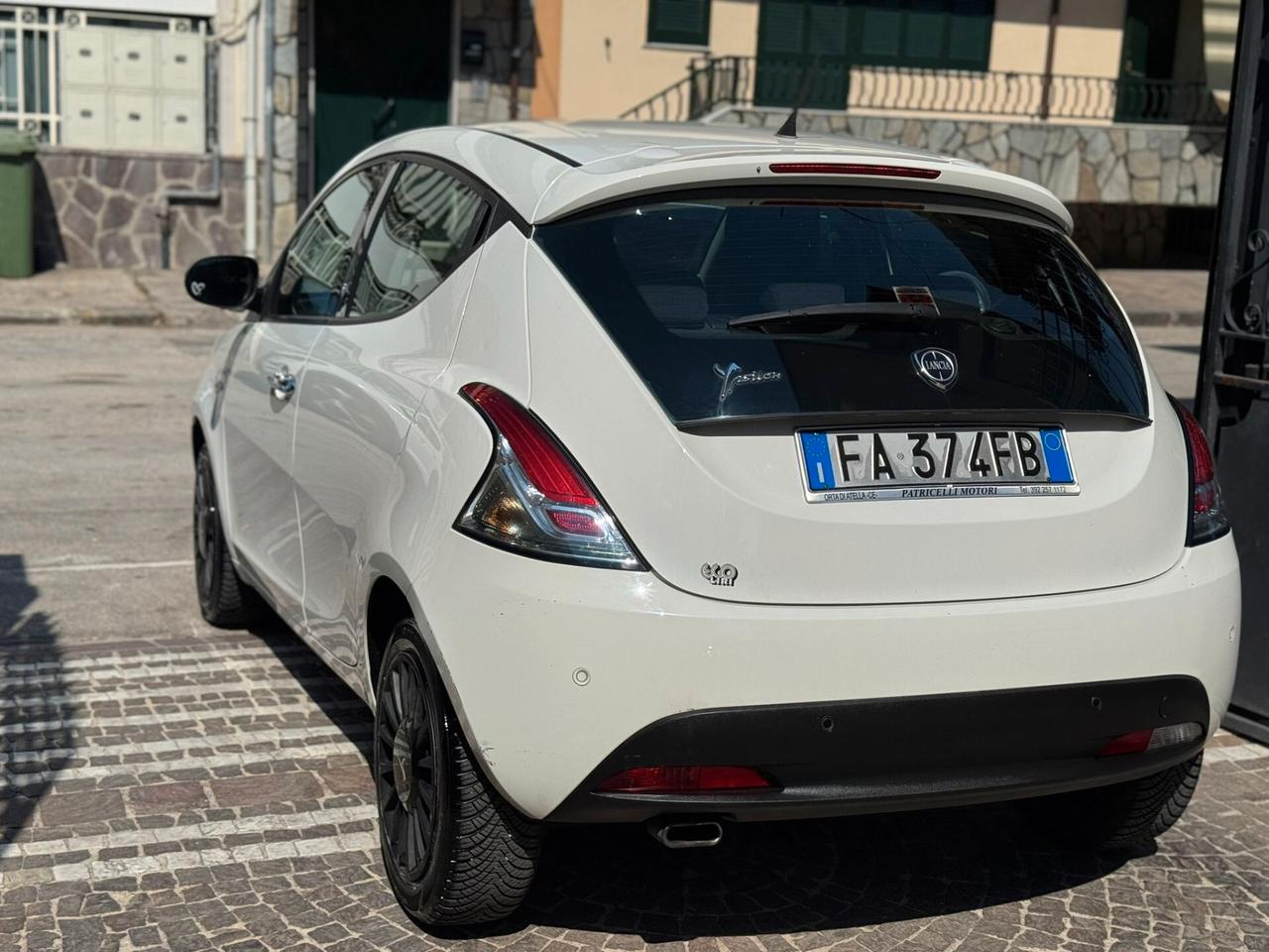 Lancia Ypsilon 1.2 69 CV 5 porte GPL Ecochic Elle