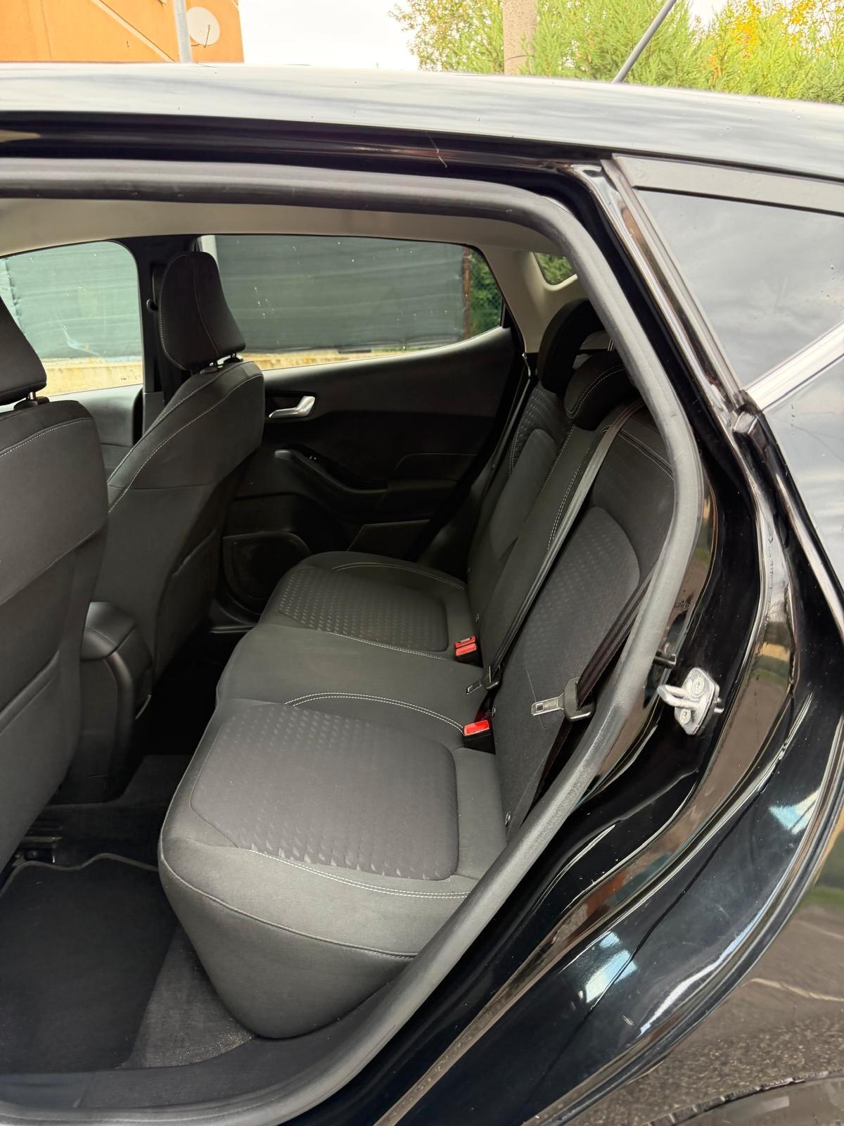 Ford Fiesta 1.1 - NEOPATENTATI - 12 MESI DI GARANZIA -