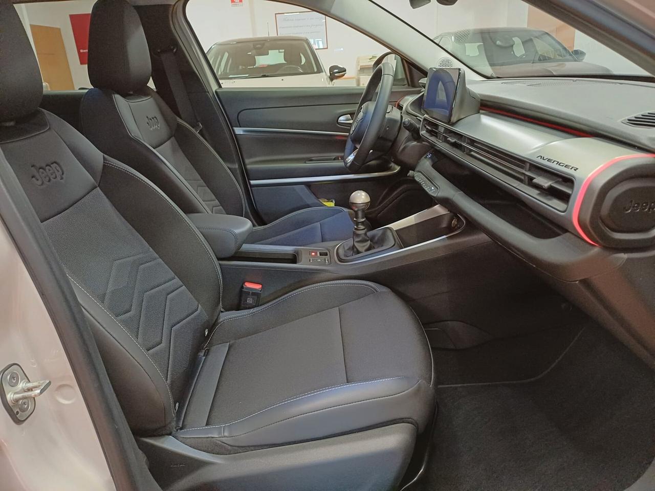 Jeep Avenger 1.2 Turbo 100 CV Summit