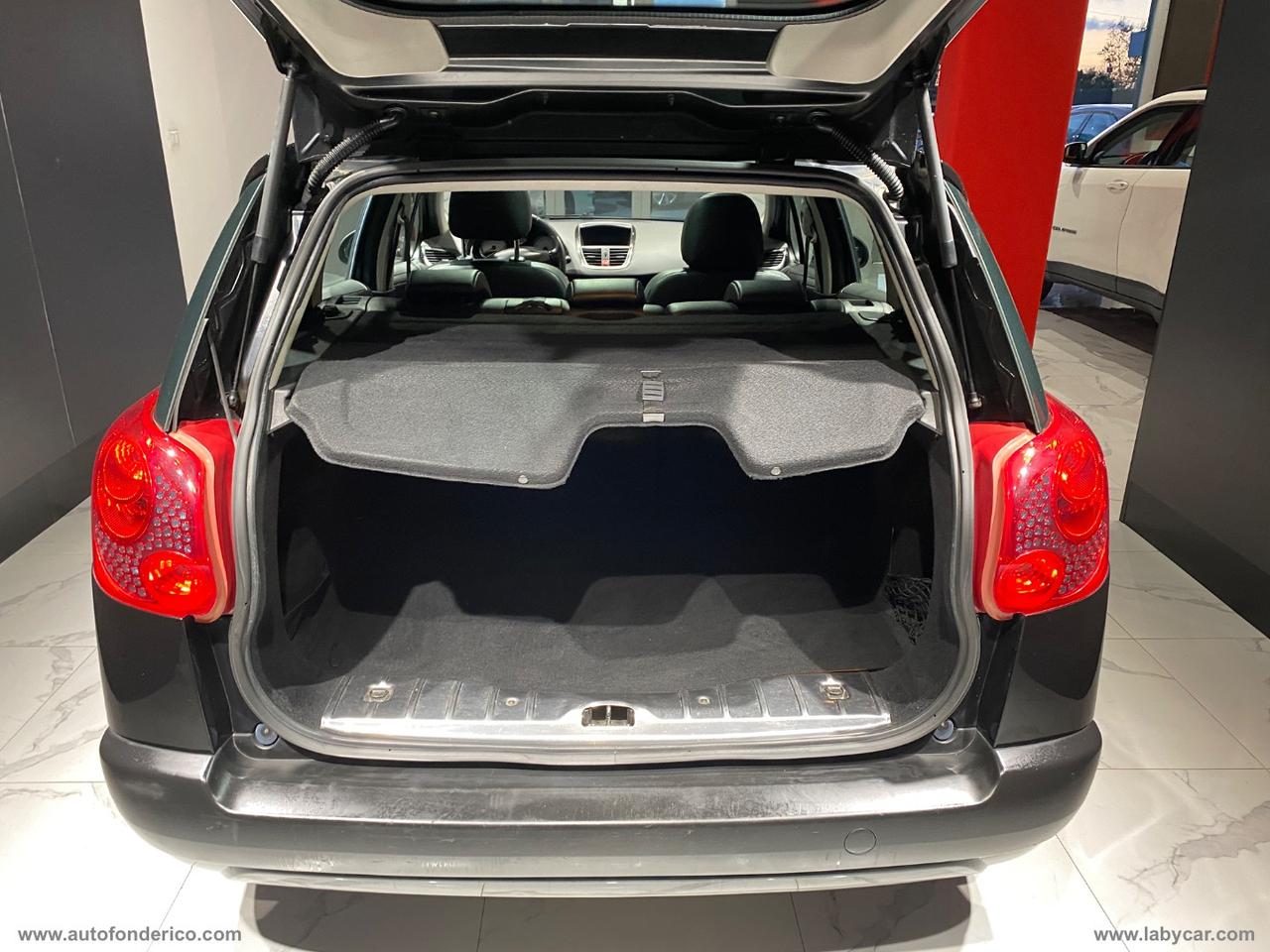 PEUGEOT 207 1.6 8V HDi 93 CV SW Ciel Allure