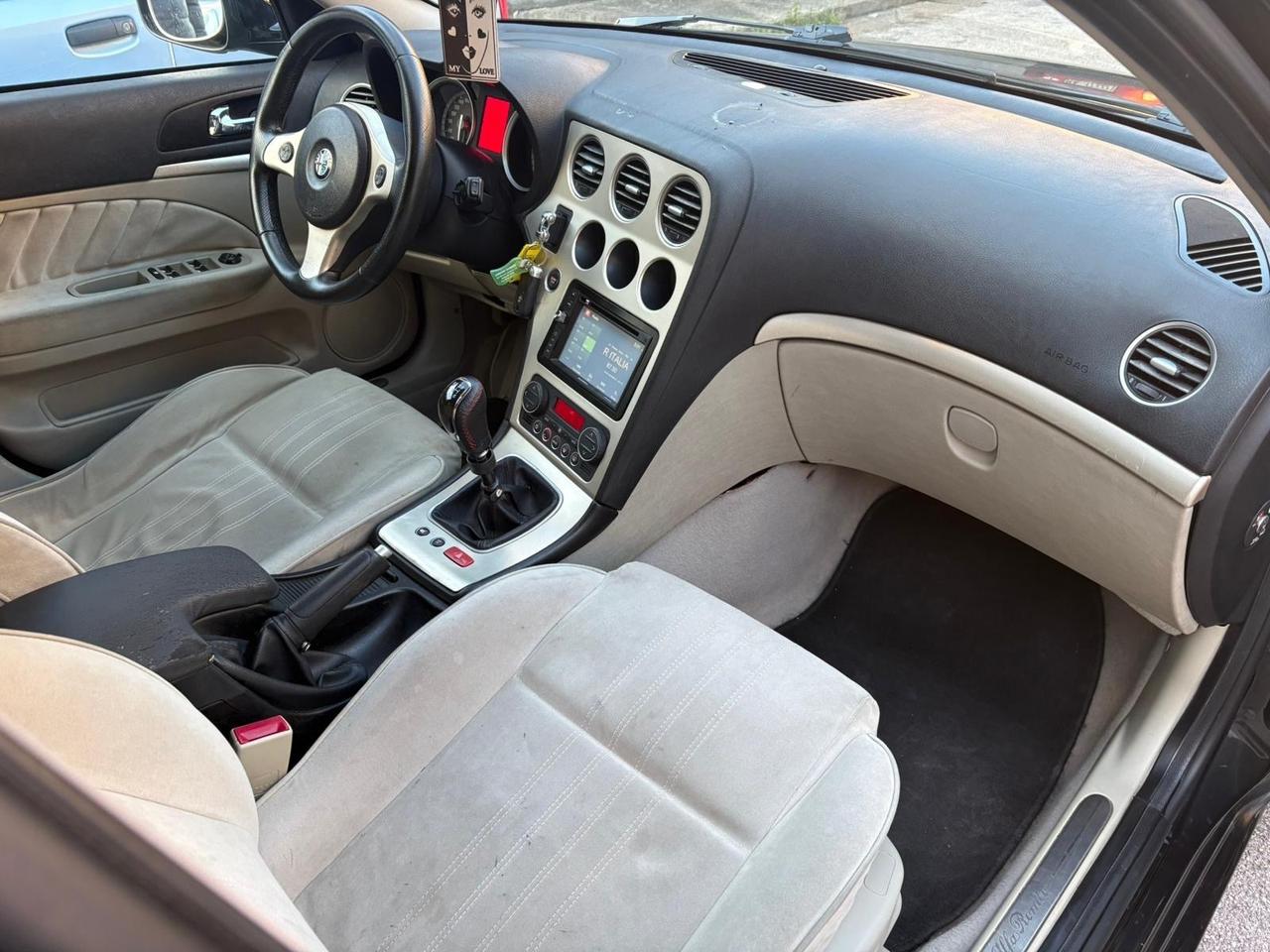 Alfa Romeo 159 1.9 JTDm Sportwagon