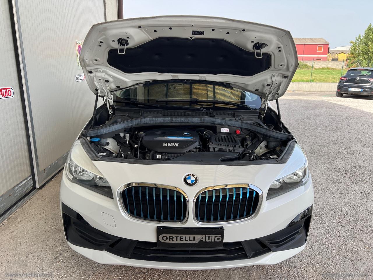 BMW 225xe Active Tourer iPerf.Advantage aut.