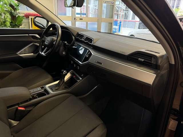 Audi Q3 Q3 35 1.5 tfsi mhev Business Advanced s-tronic