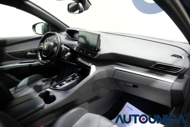 PEUGEOT 3008 HYBRID4 300 E-EAT8 ALLURE PACK