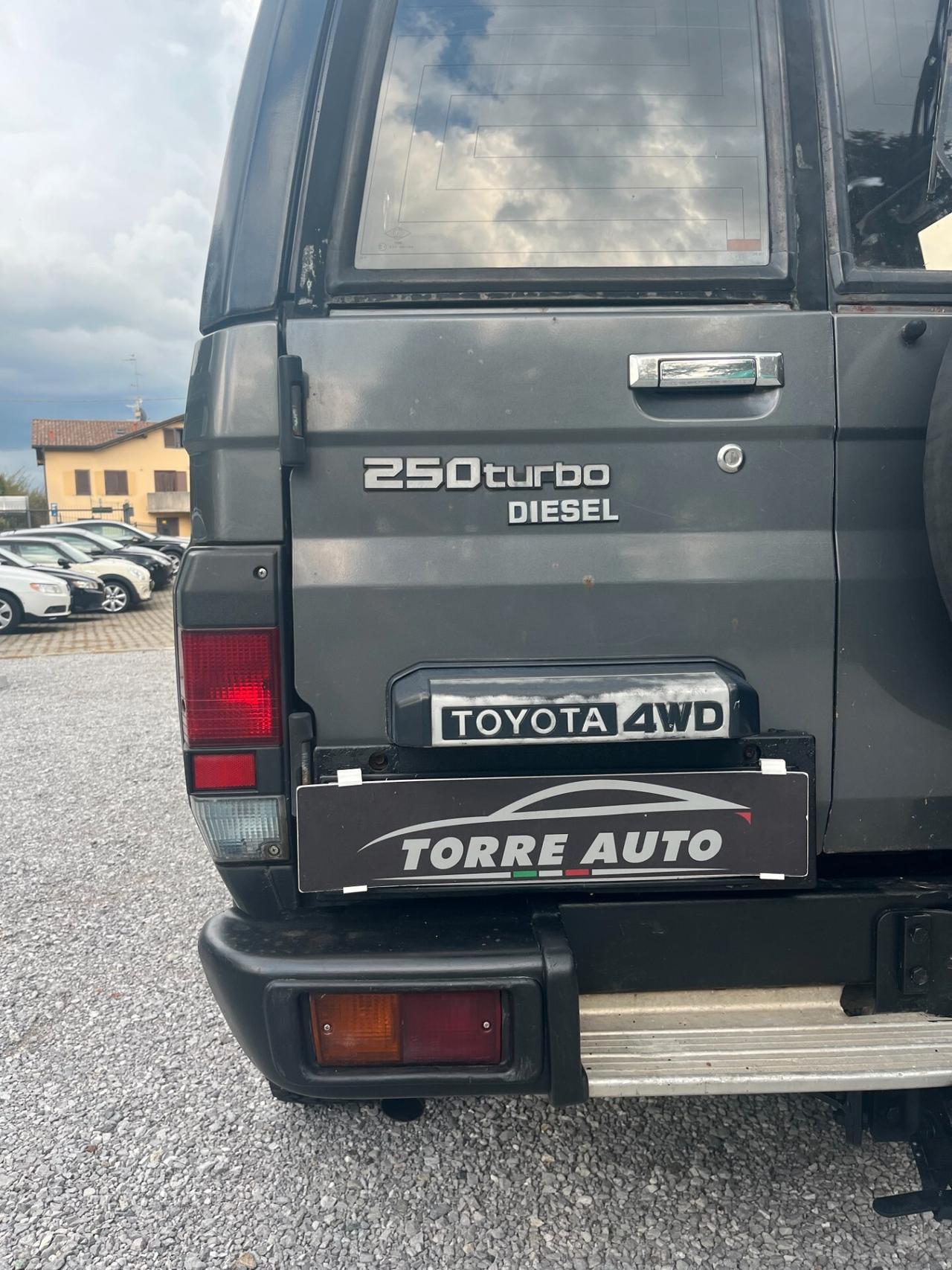 Toyota Land Cruiser II 2.5 turbodiesel Hard-top BJ73