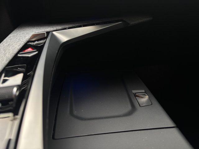 PEUGEOT 3008 Hybrid 136 e-DCS6 GT tua da ?399,00 mensili