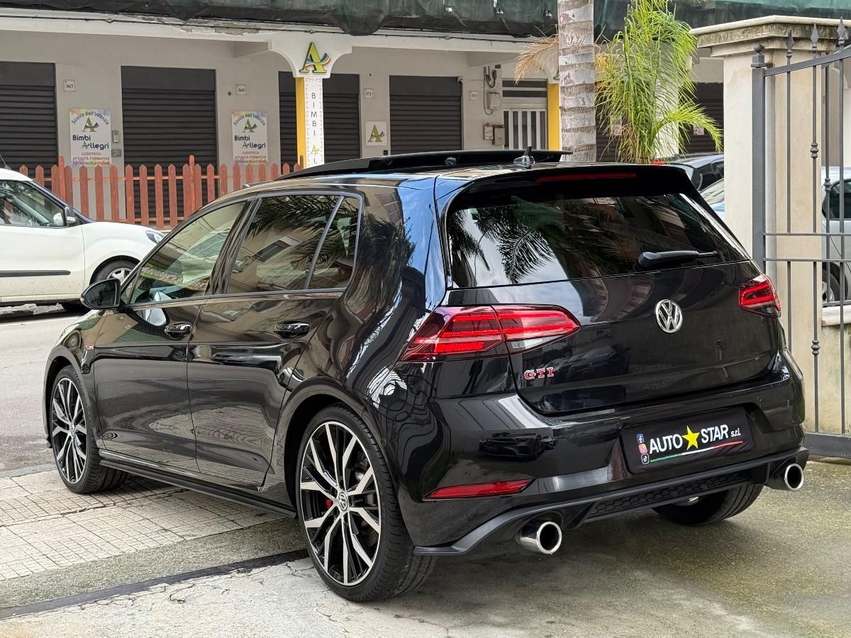 Volkswagen Golf 7.5 GTI 2.0 TSI 245 CV