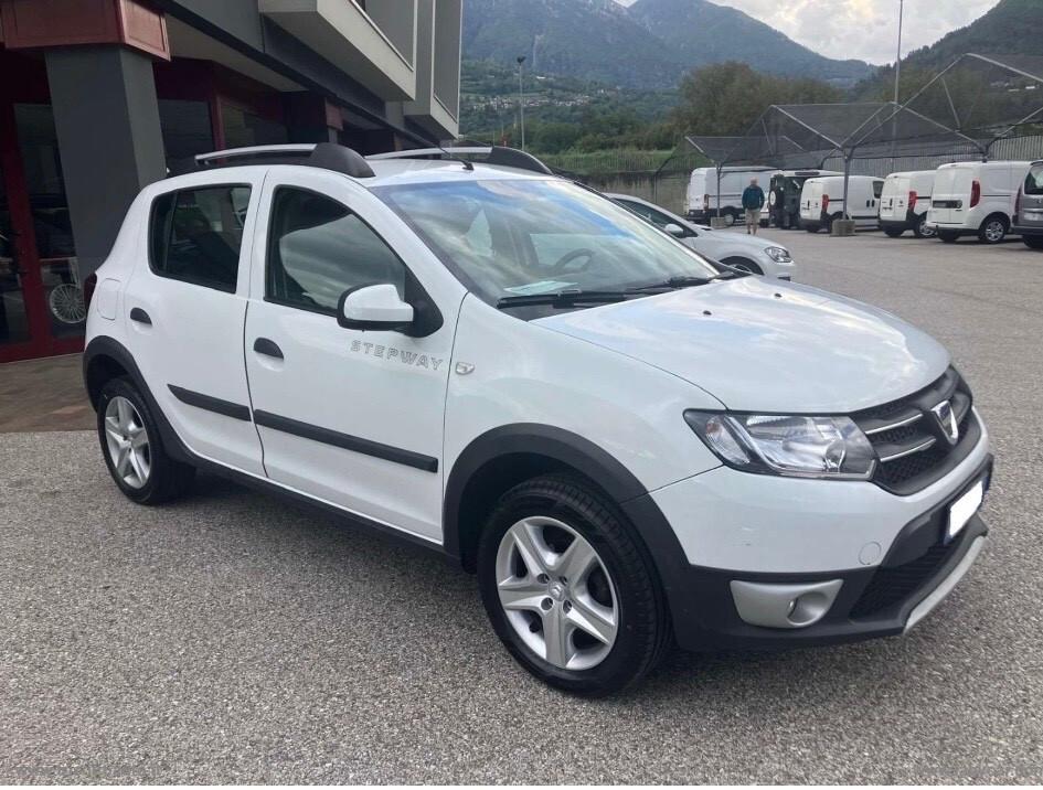 Dacia Sandero 0.9 TCe 12V TurboGPL 90CV Start&Stop Lauréate
