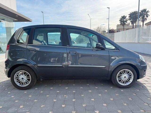 Lancia MUSA 1.3 Mjt 95 CV Gold 2012