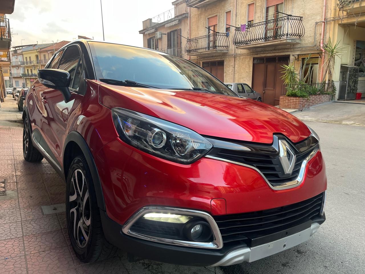 Renault Captur 1.5 dCi 8V 90 CV EDC Project Runway
