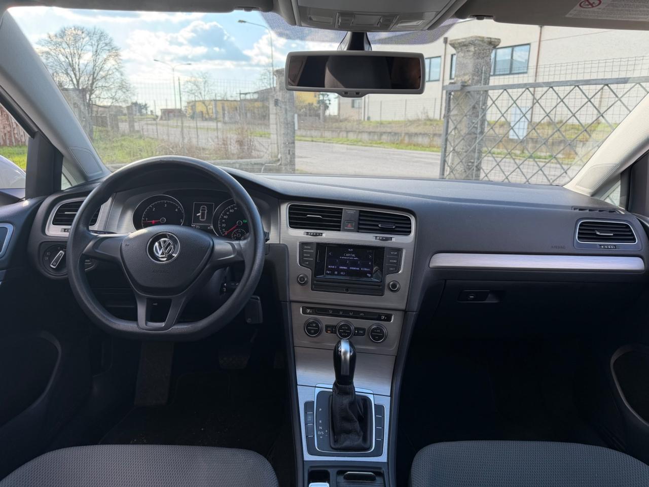 Volkswagen Golf Variant 1.6 TDI 105 CV DSG Comfortline BlueMotion Tech.