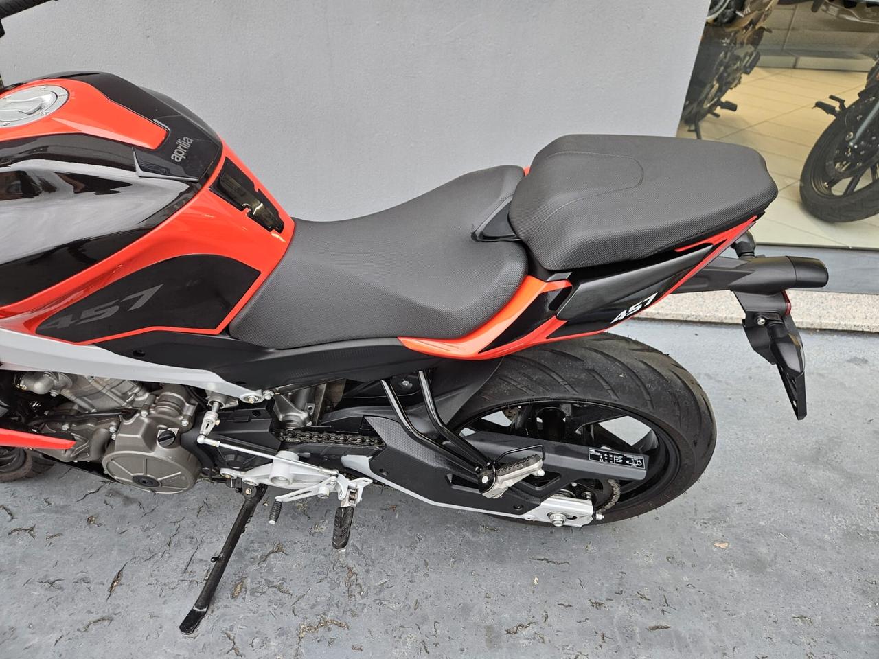 Aprilia Tuono 457 - 2025