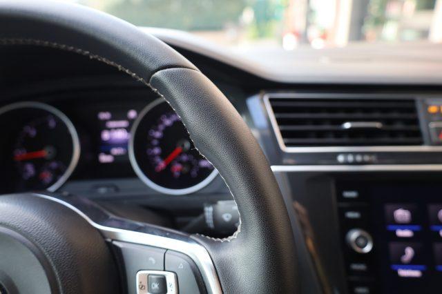 VOLKSWAGEN Tiguan 2.0 TDI Sport R-LINE 19" Full LED ACC Radar