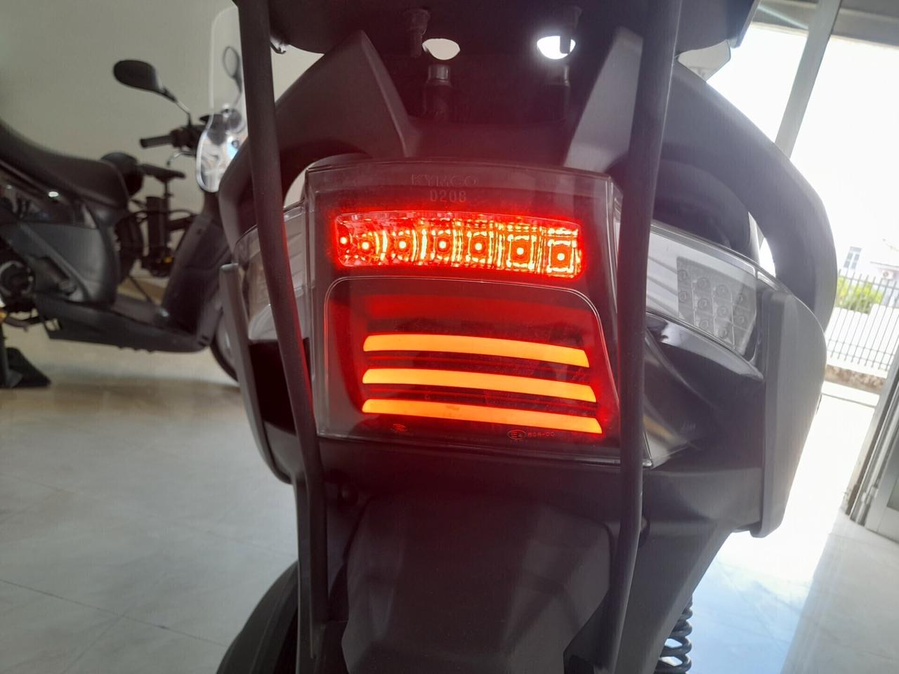 Kymco Xciting 400i