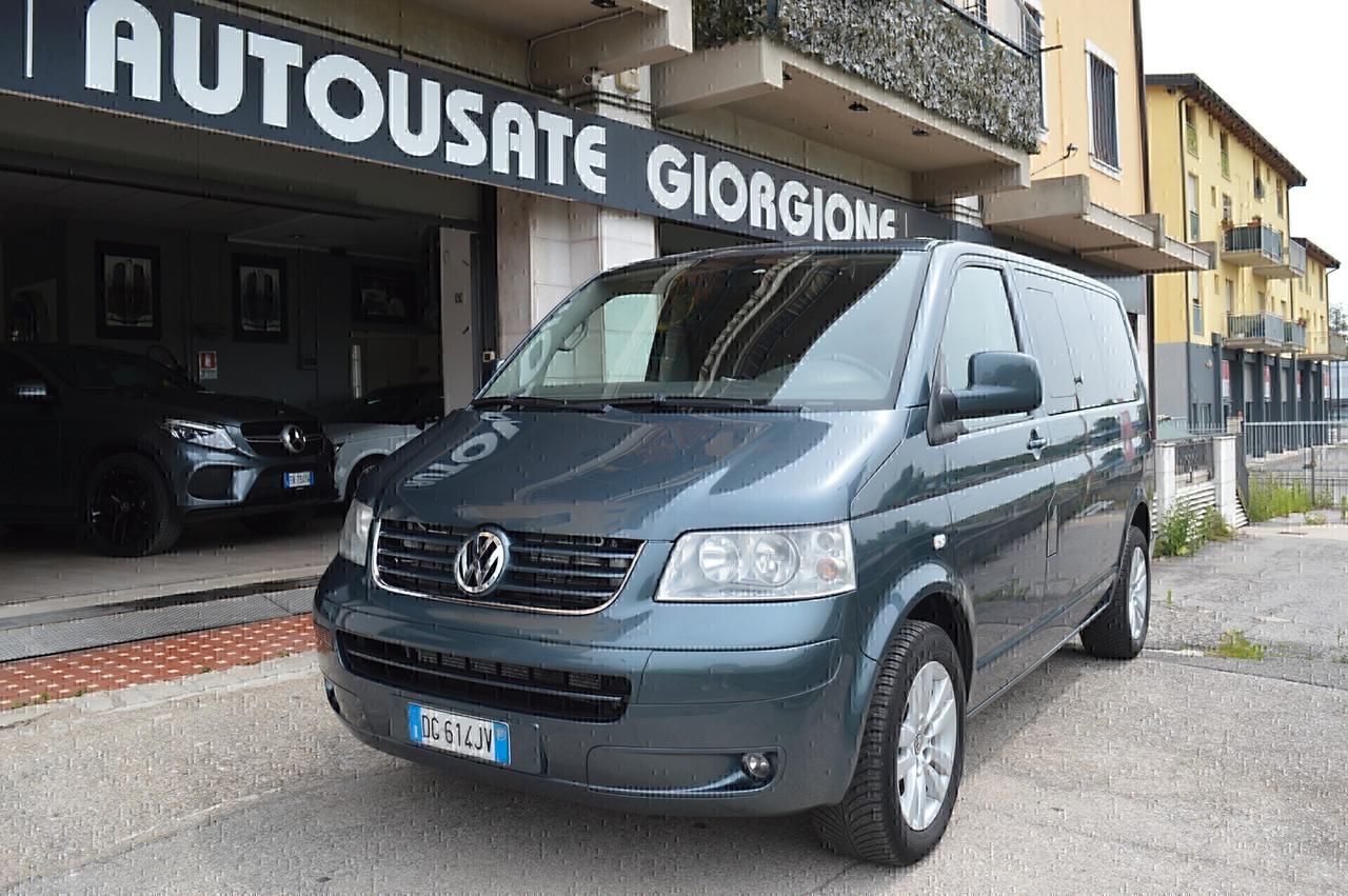 Volkswagen Multivan T5 Caravelle 2.5 TDi 130 CV