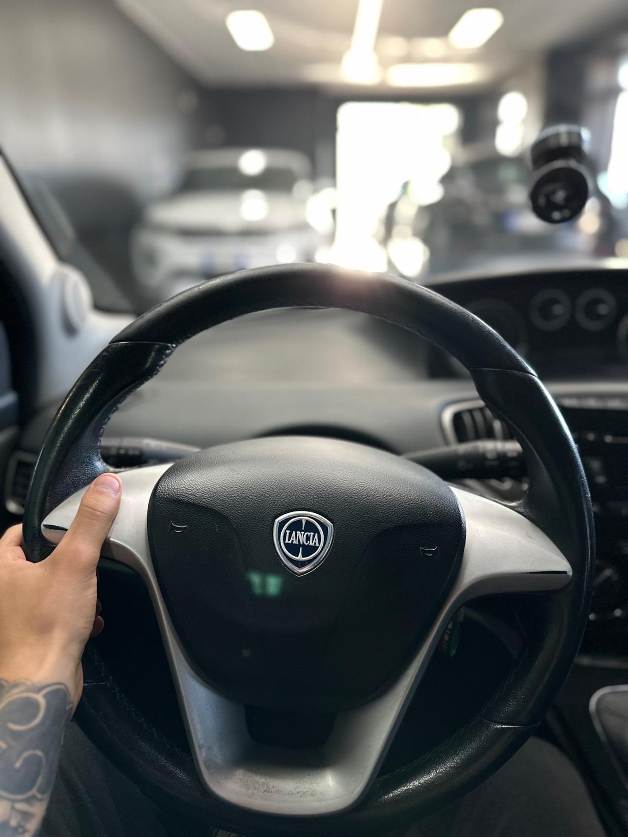 Lancia Ypsilon 1.2 69 CV 5 porte GPL Ecochic