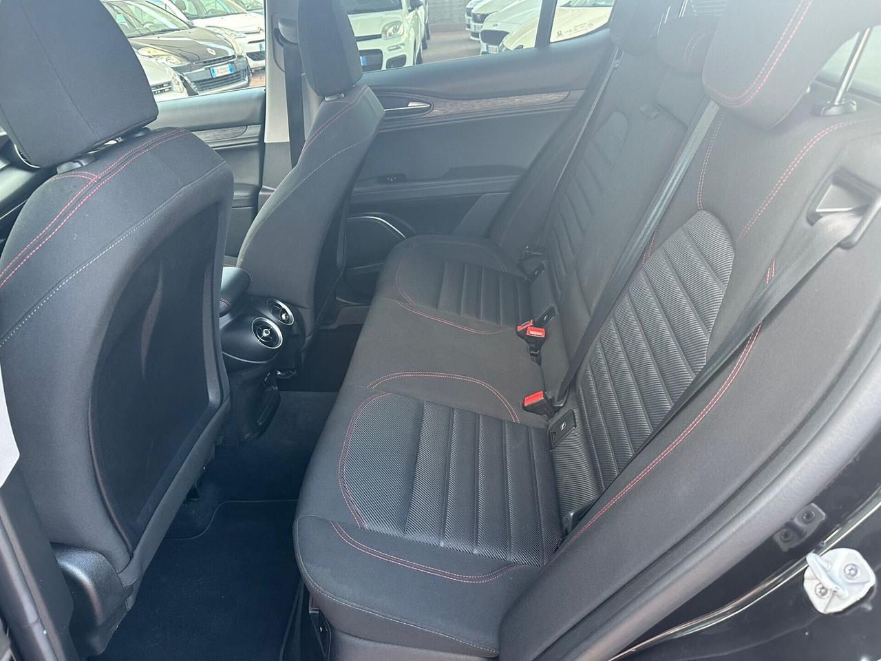 Alfa Romeo Stelvio 2.2 ROSSO EDIZIONE 2.0.2.1.