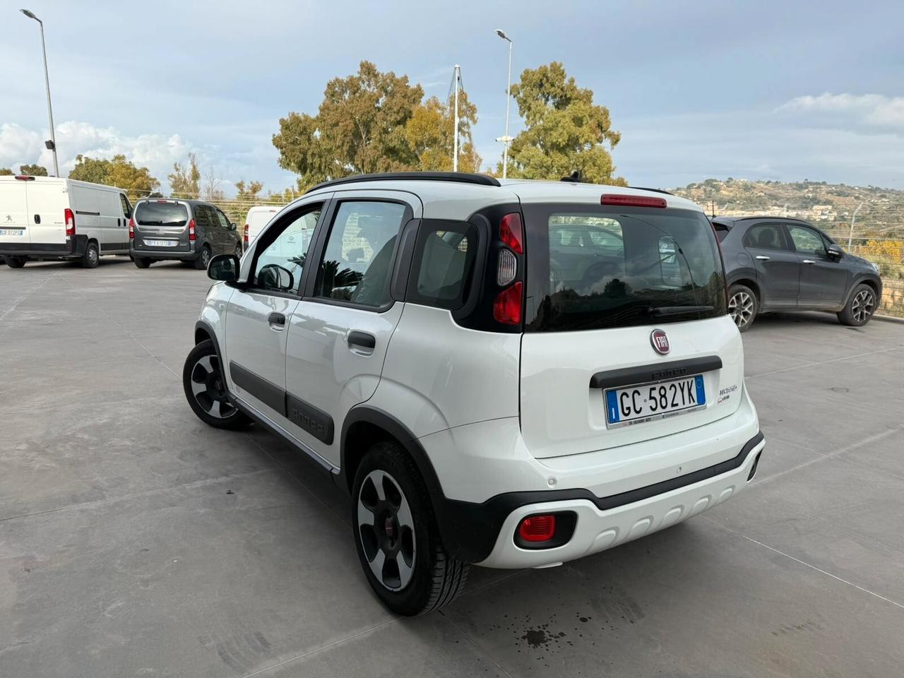 Fiat Panda 1.0 FireFly S&S Hybrid City Cross