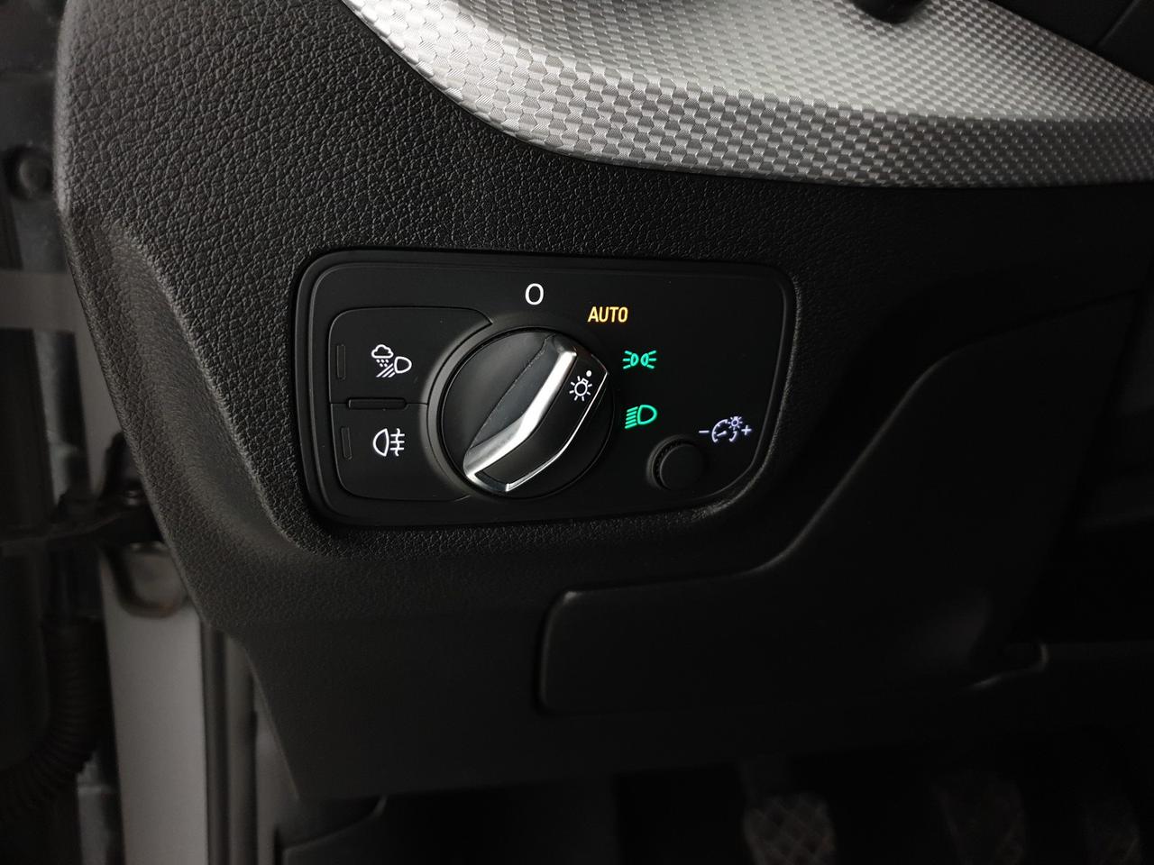 30TDI 116CV Identity Black