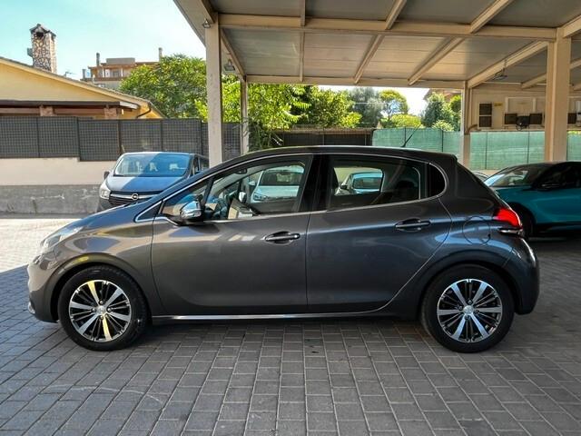 Peugeot 208 PureTech 82 5 porte Allure