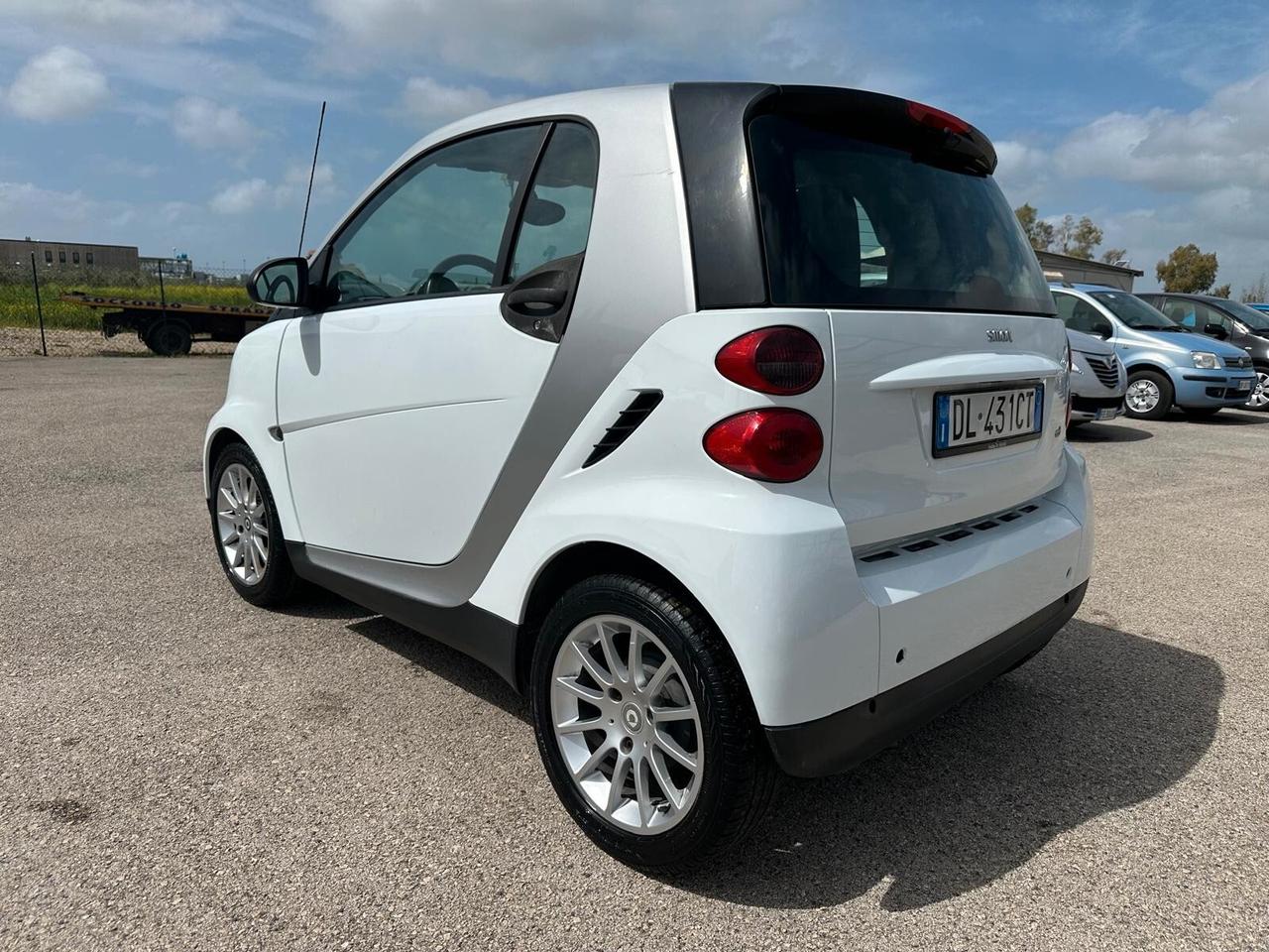 SMART FORTWO DIESEL ANCHE NEOPATENTATI