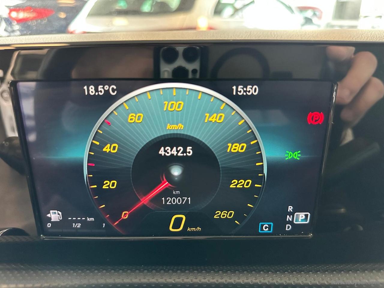 MERCEDES-BENZ A 180 d Automatic Premium