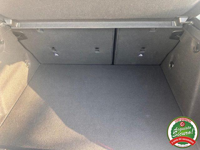 BMW 116 d 5p. Business Advantage Navi Led