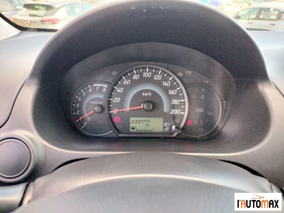 MITSUBISHI - Space Star 1.2 Invite radio