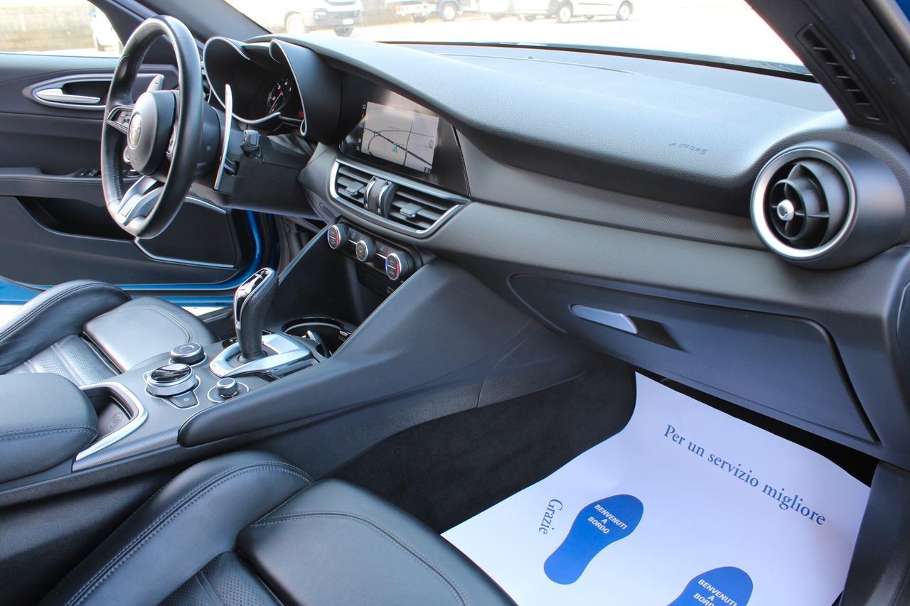 Alfa Romeo Giulia 2.2 t Veloce Q4 210 cv BLU MONTECARLO