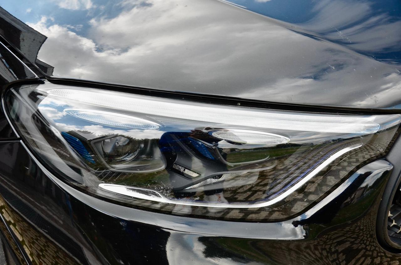 MERCEDES-BENZ GLC 220d PREMIUM AMG LINE 4MATIC 197cv AUTO, TETTO, HI-FI BURMESTER, GANCIO TRAINO, FARI ADATTIVI, RETRO 360°, 20", PERMUTE