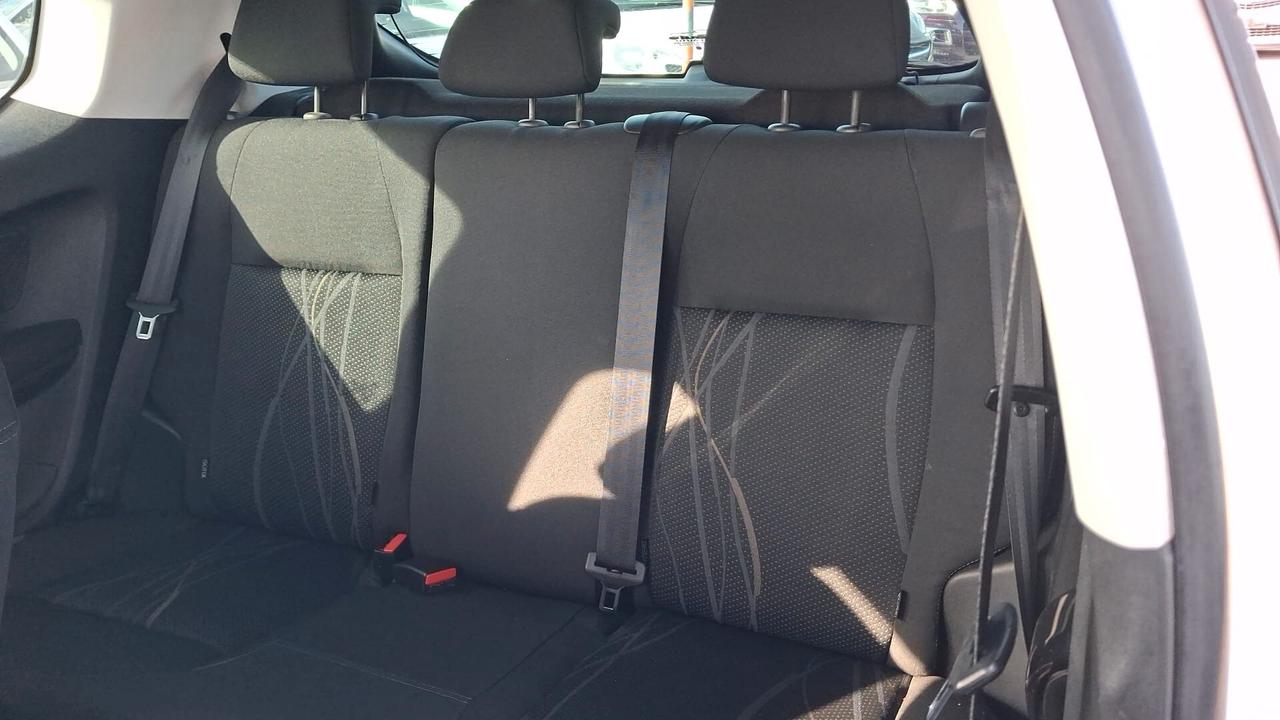 Peugeot 208 1.2 benzina