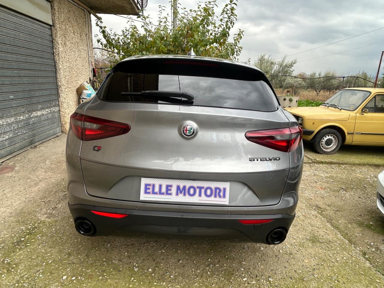 Alfa Romeo Stelvio 2.2 Turbodiesel 190 CV AT8 Q4 Sprint