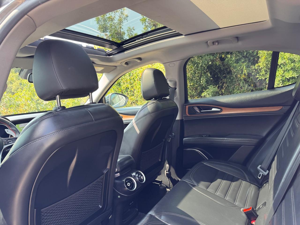Alfa Romeo Stelvio 2.0 Turbo benzina 280cv