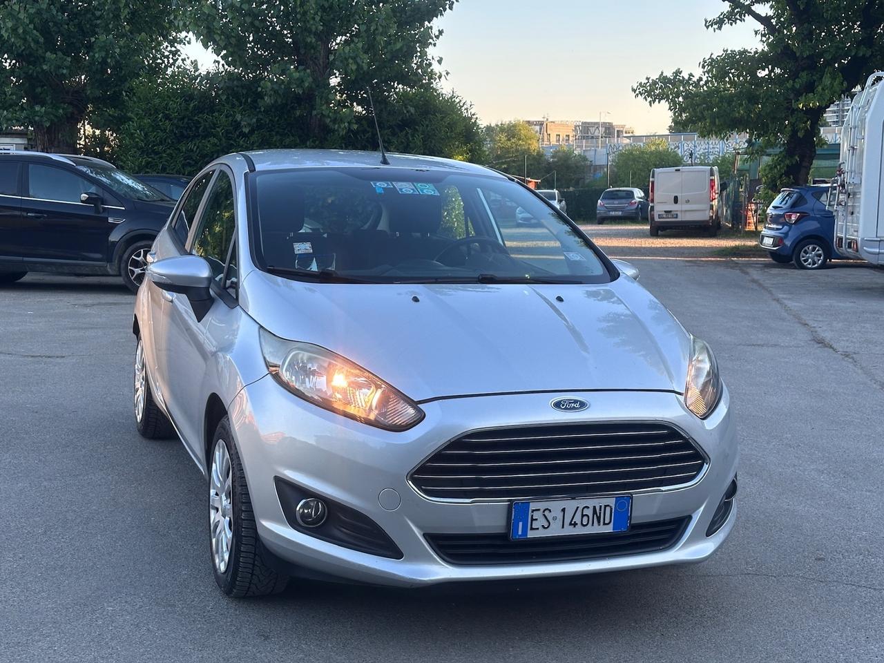 Ford Fiesta 1.4 5 porte Bz.- GPL scade 2033