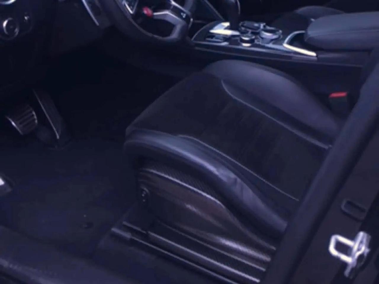 Alfa Romeo Stelvio 2.9 Bi-Turbo V6 510 CV AT8 Quadrifoglio