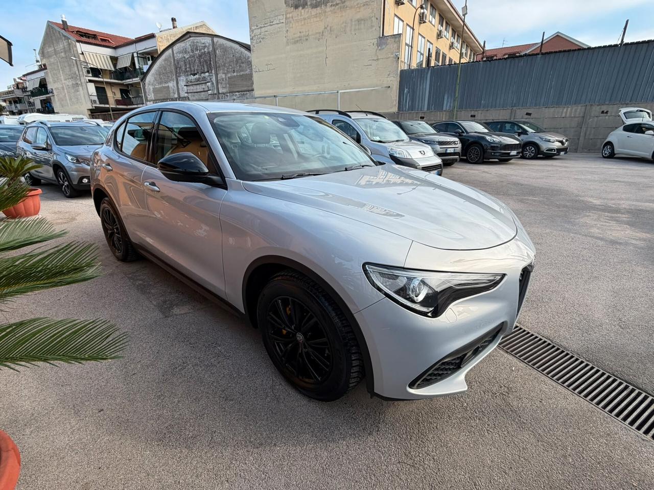 Alfa Romeo Stelvio 2.2 Turbodiesel 160 CV AT8 RWD Rosso Edizione