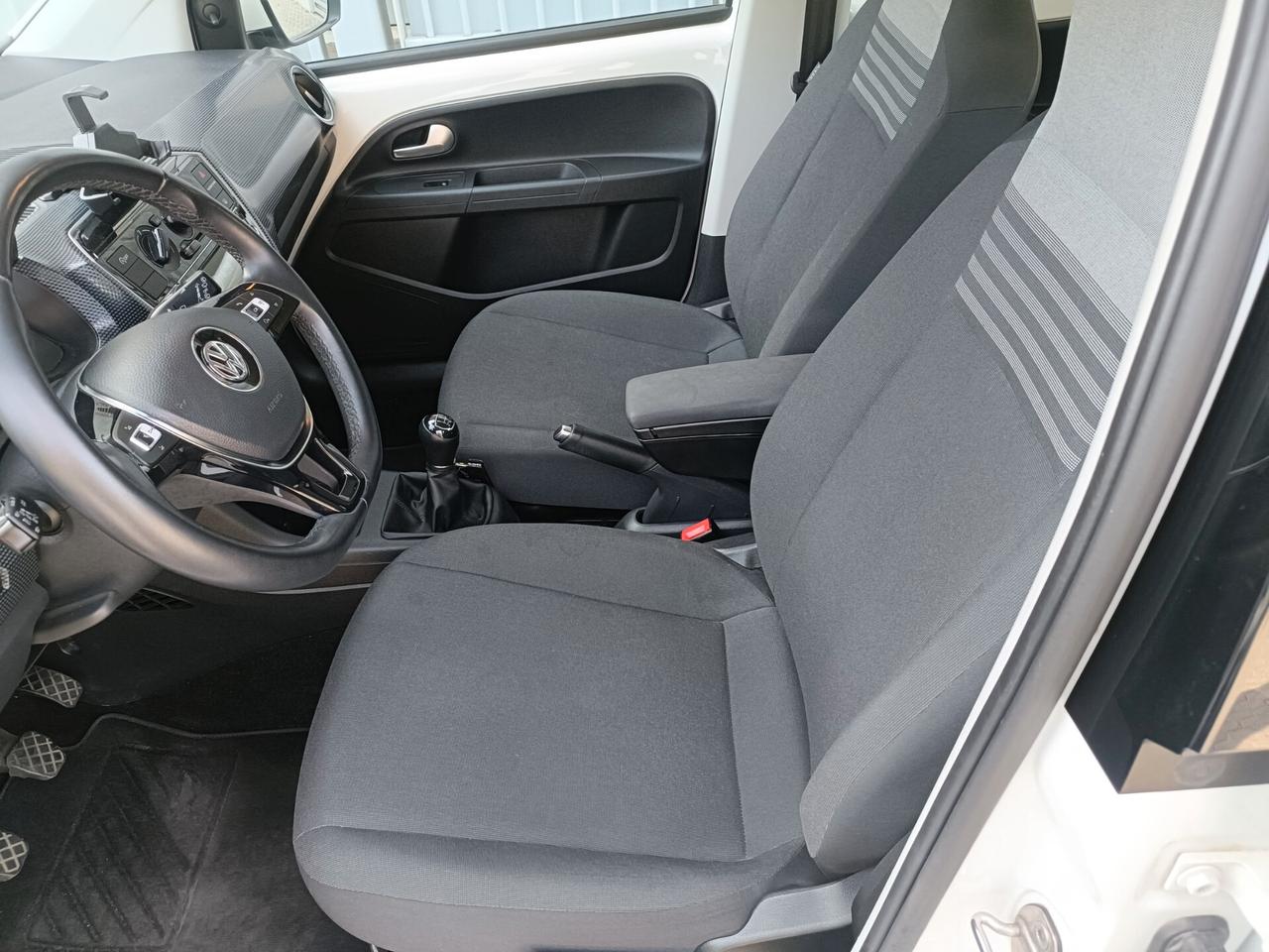 Volkswagen up! 1.0 75 CV 5p. high