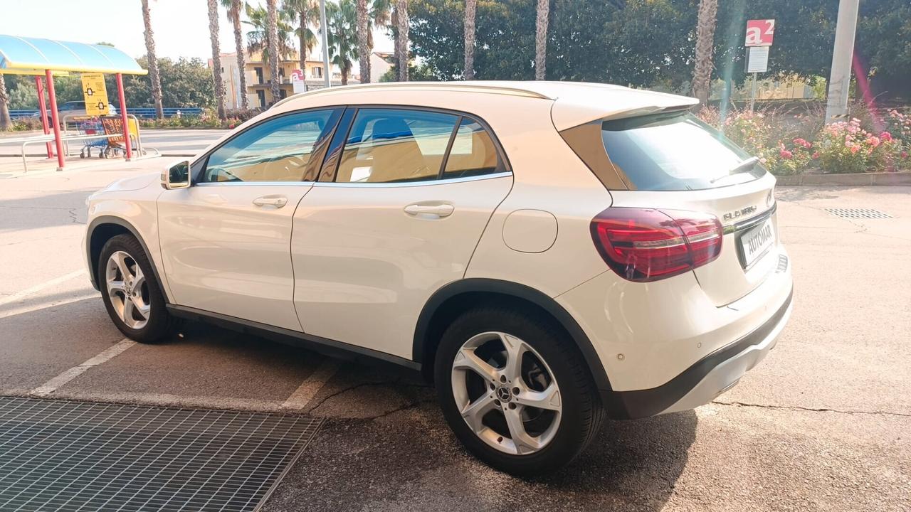 Mercedes-Benz GLA-Klasse GLA 180 d Sport 1’5 Diesel 110cv Cambio AUTOMATICO