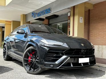 LAMBORGHINI Urus 4.0