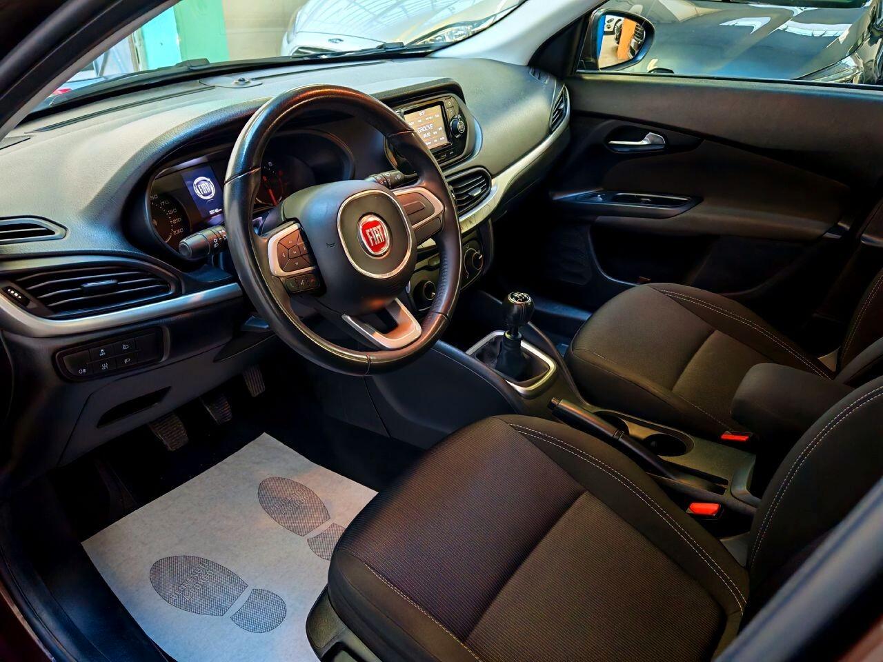 Fiat Tipo 1.4 Lounge 5 Porte