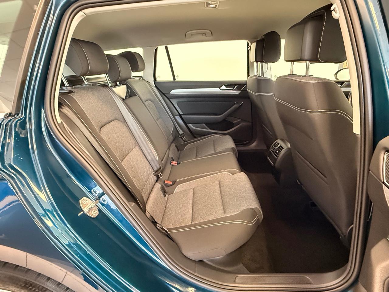 Volkswagen Passat Variant 2.0 tdi Business 150cv dsg