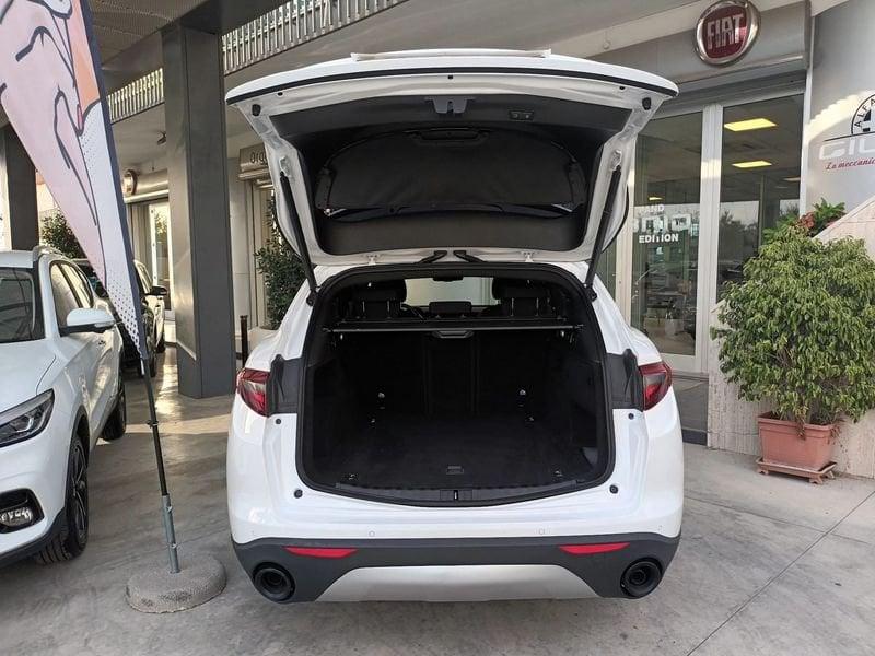 Alfa Romeo Stelvio 2.2 Turbo Diesel 190CV AT8 Q4 Business