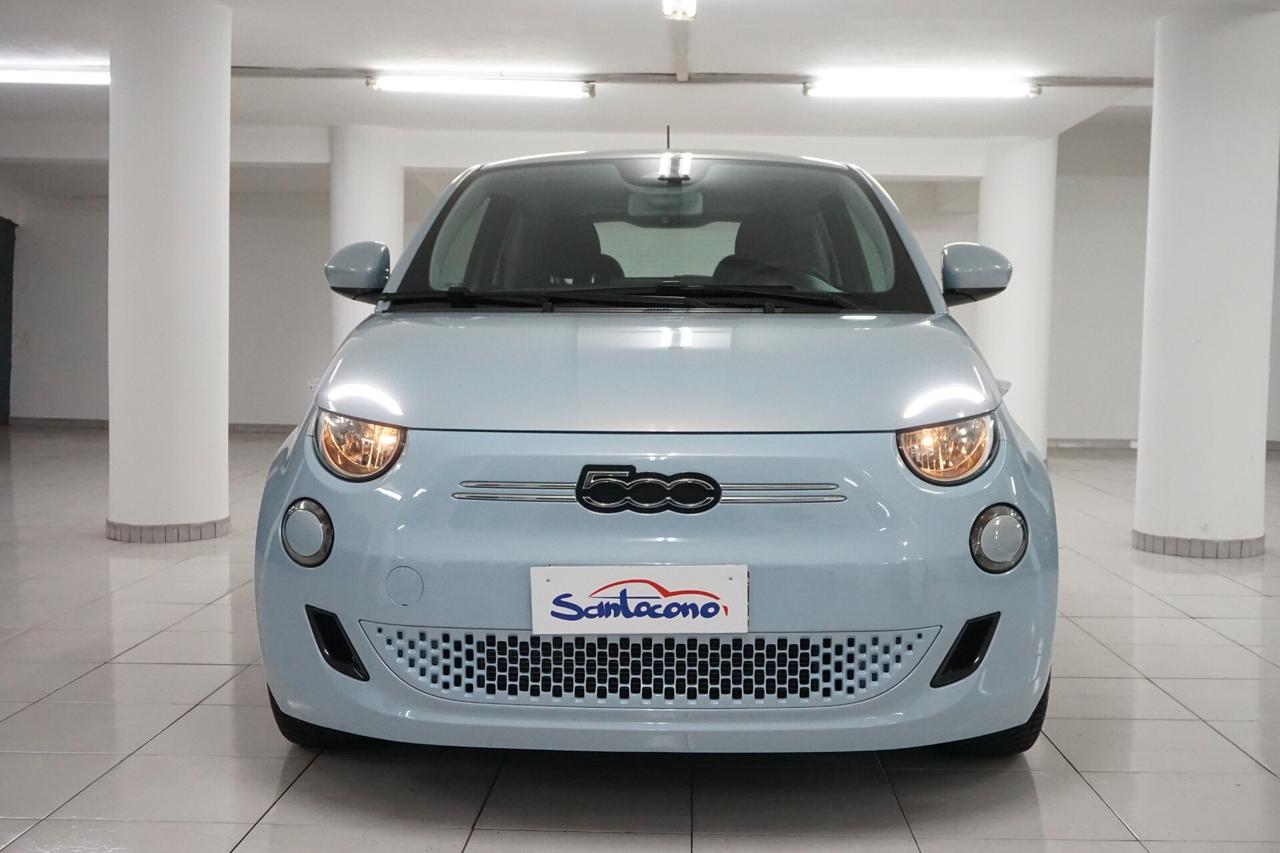 Fiat 500e Berlina 23,65 kWh Action