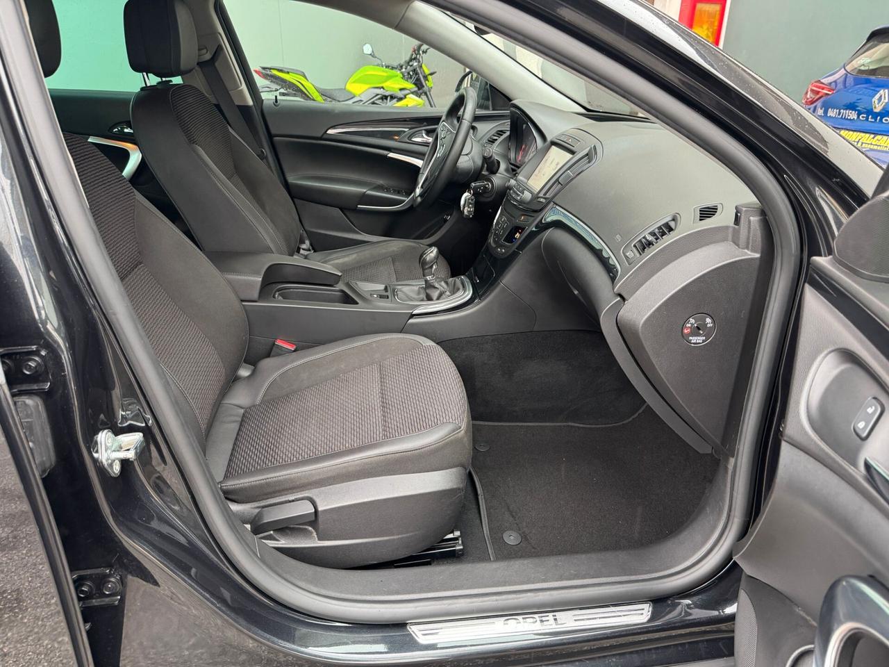 Opel Insignia 1.6 CDTI 136CV Start&Stop Sports Tourer Cosmo