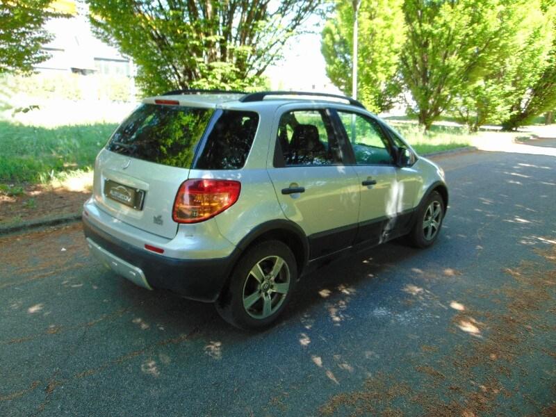 FIAT Sedici 1.6 16V 4x4 Dynamic