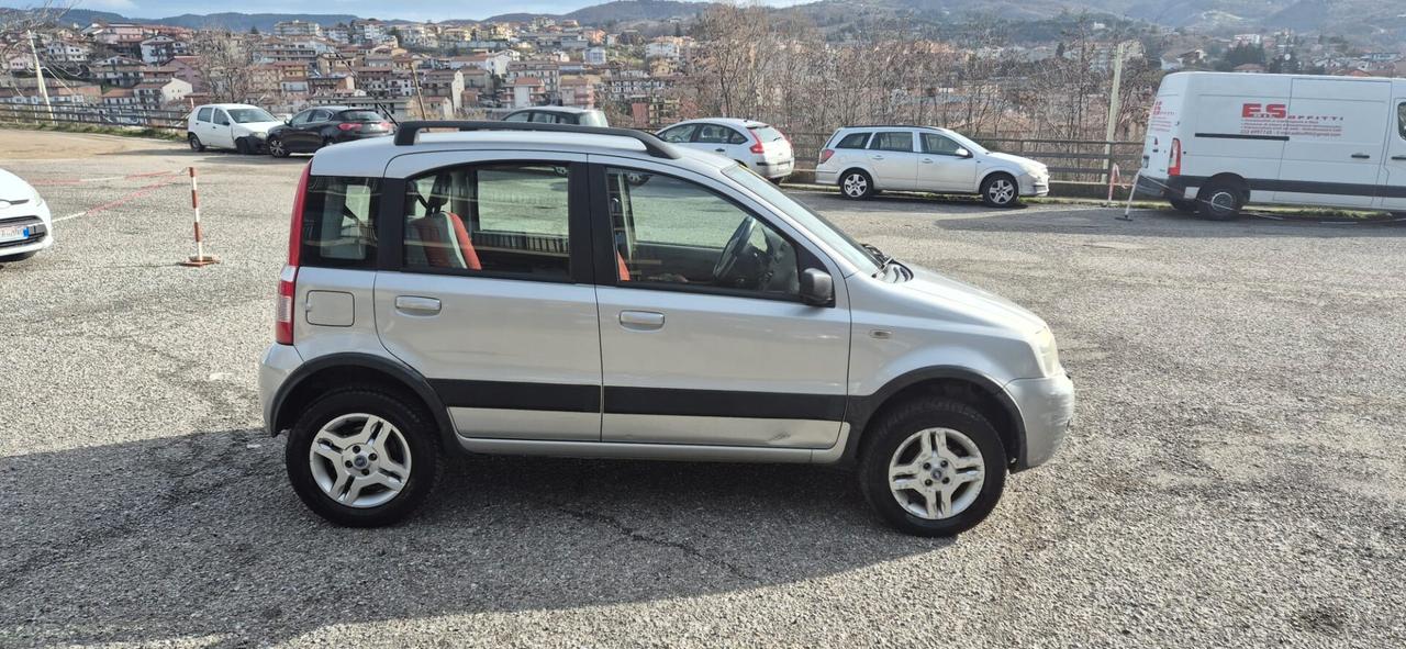 Fiat Panda 1.2 4x4 Climbing - € 3.499