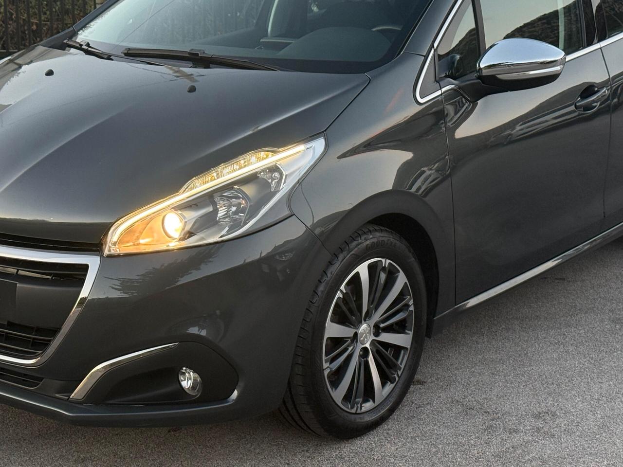 Peugeot 208 1.2 Benzina 82 CV Allure