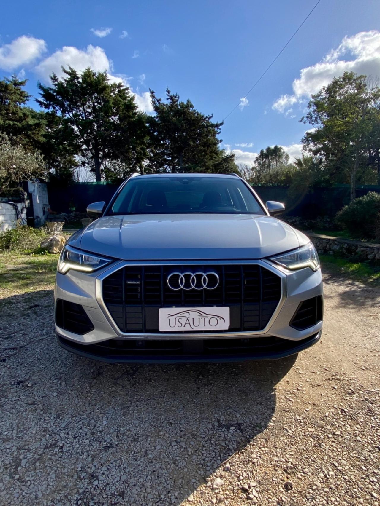 Audi Q3 40 TDI quattro S tronic Business Advanced